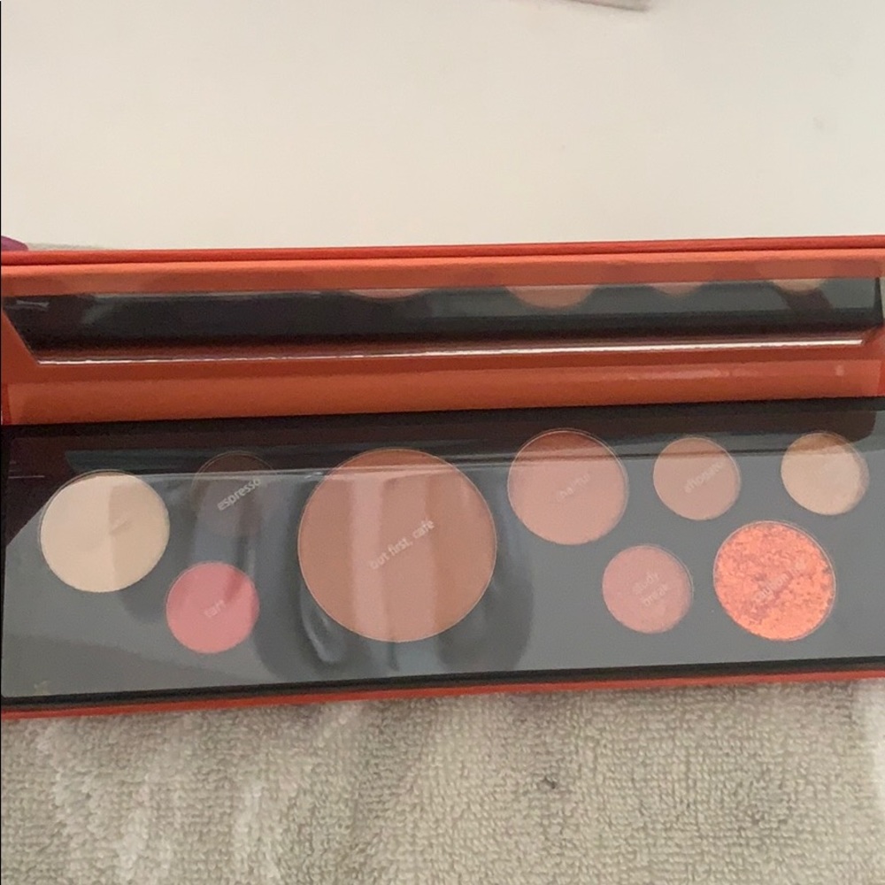 Eyeshadow